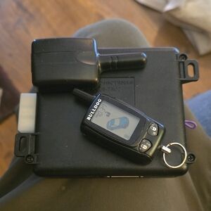 BULLDOG Car Alarm Remote with Control Module - Black